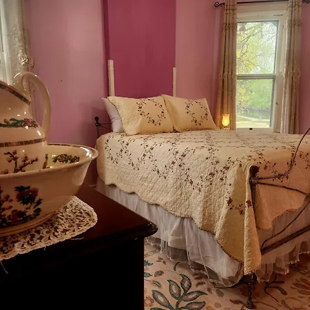 Downen House Bed & Breakfast Pueblo Room photo