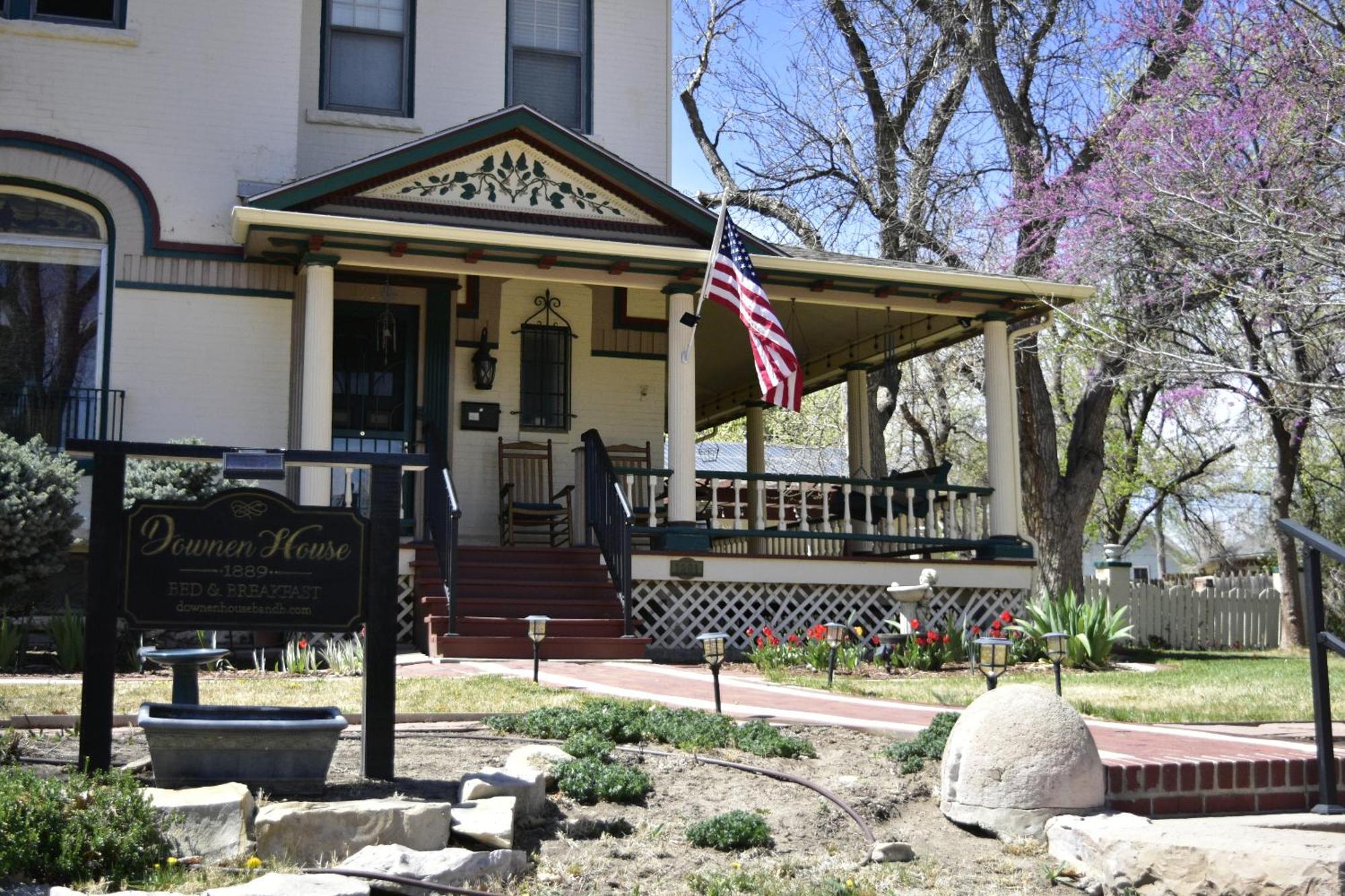 Downen House * Pueblo